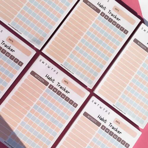 DAILY HABIT TRACKER -NOTEPAD