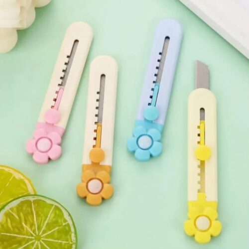 FLOWER MINI PAPER CUTTER
