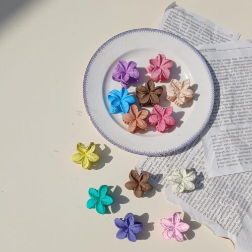 Small Matte Flower Claws