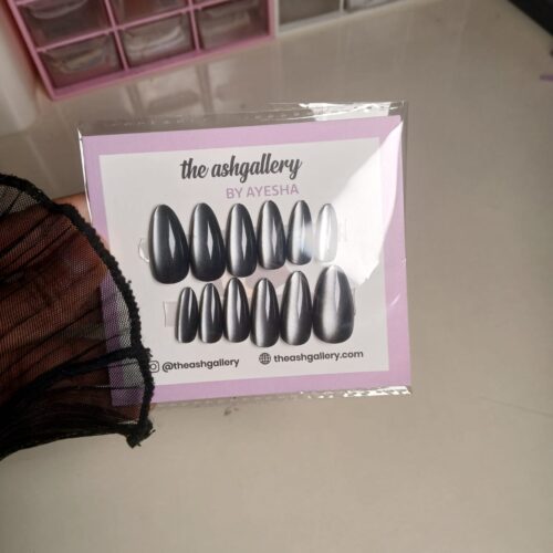 CAT EYE NAILS 04