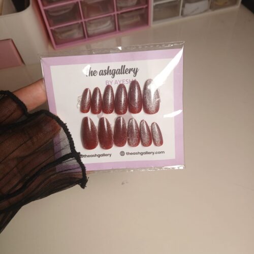 CAT EYE NAILS 04