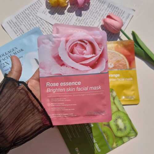 Rose Essence Brighten Skin Facial Mask
