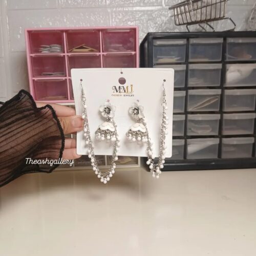White Jumkas with Saharas